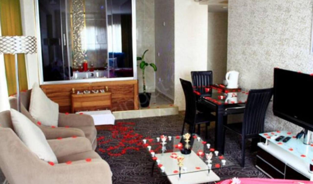 The Tuyap Ozyurtlarsuites Istambul Extérieur photo