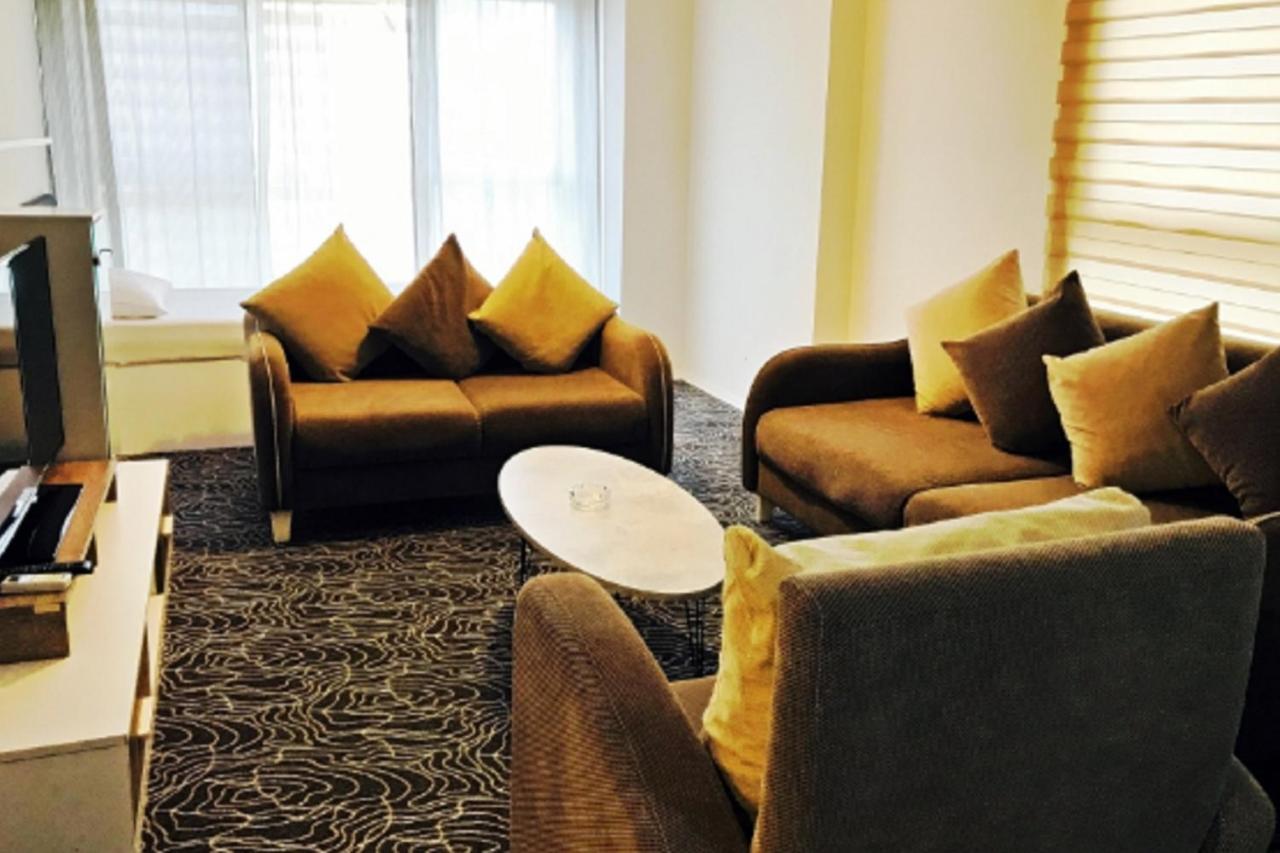 The Tuyap Ozyurtlarsuites Istambul Extérieur photo